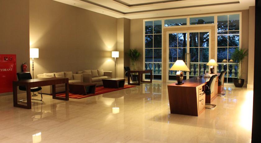The Luxton Bandung Hotel Exterior photo