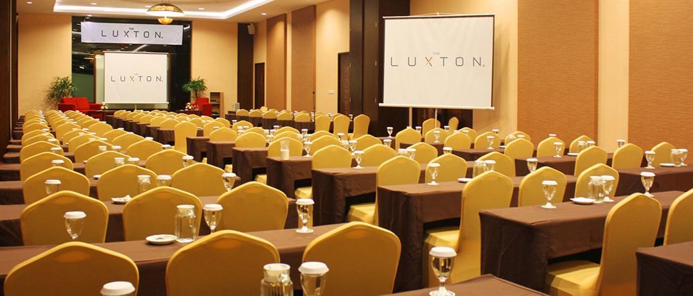 The Luxton Bandung Hotel Exterior photo